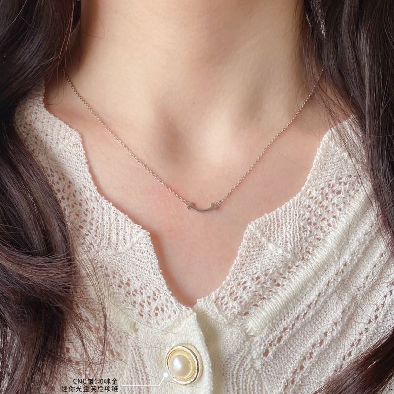 T*f*ny necklaces